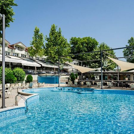 Romantique Veles Hotel Kültér fotó