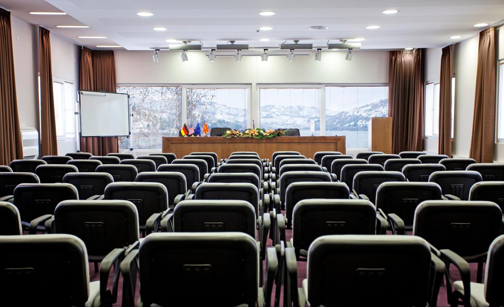 Romantique Veles Hotel Kültér fotó