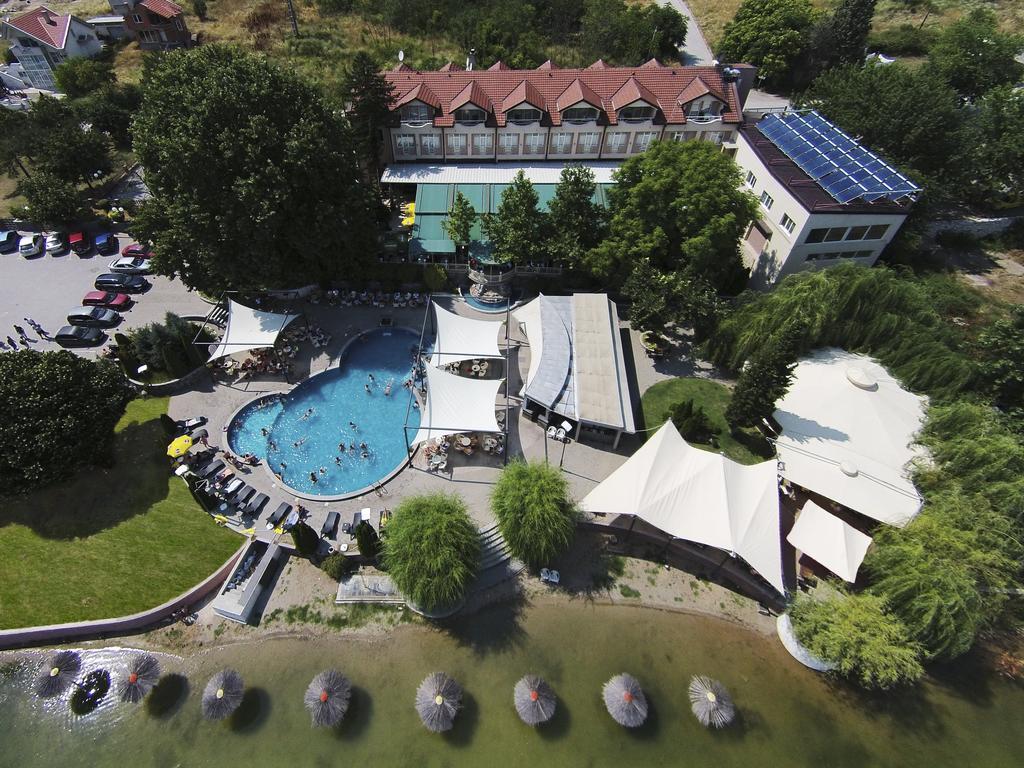 Romantique Veles Hotel Kültér fotó