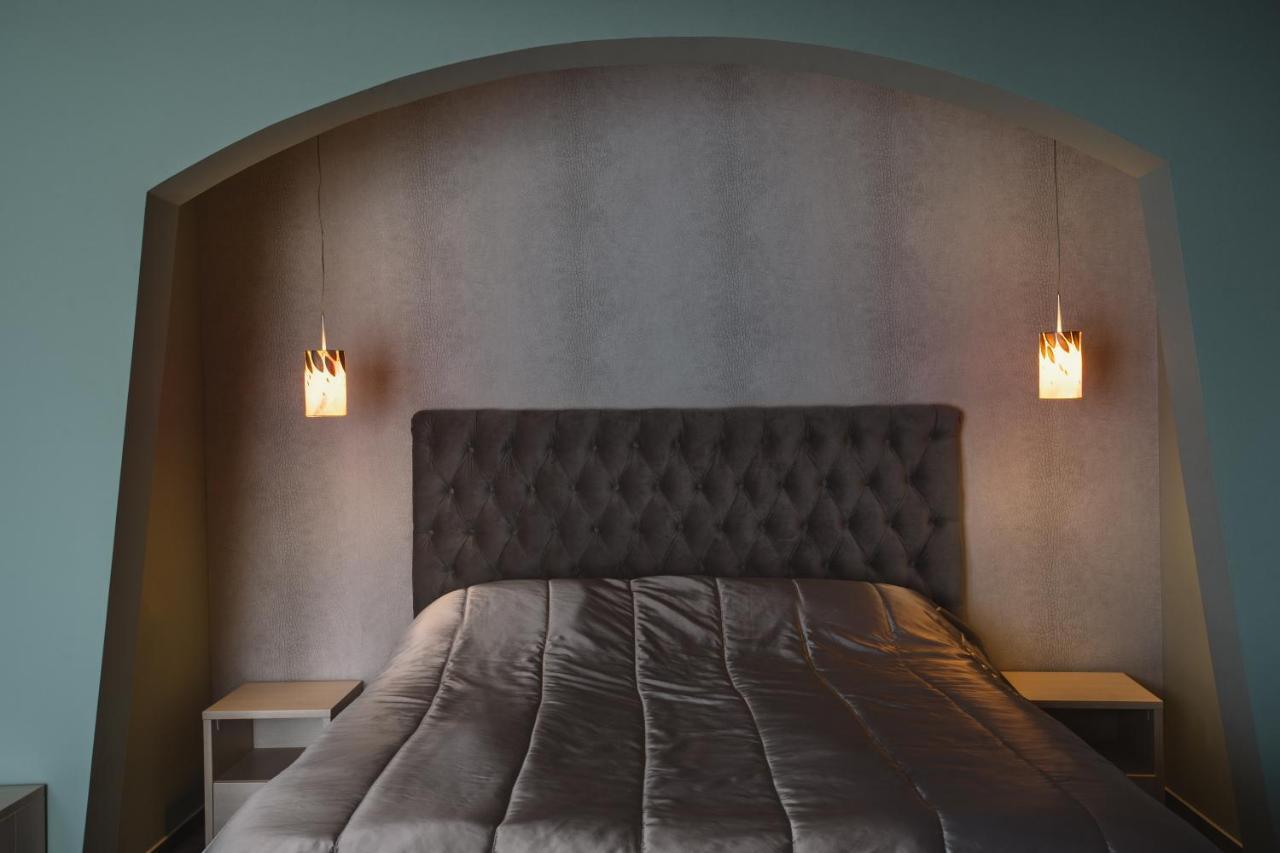 Romantique Veles Hotel Kültér fotó
