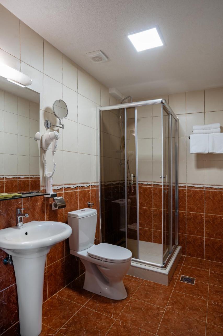 Romantique Veles Hotel Kültér fotó