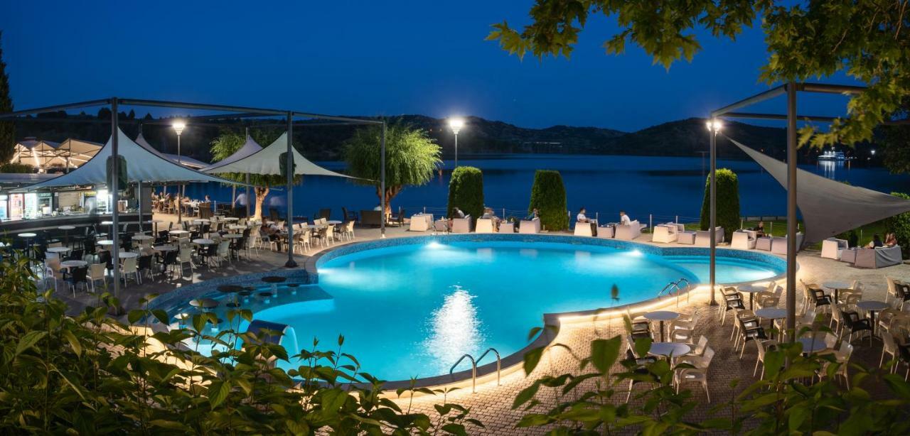 Romantique Veles Hotel Kültér fotó