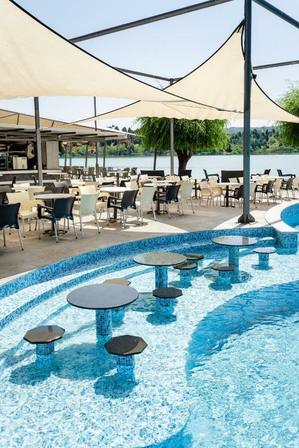 Romantique Veles Hotel Kültér fotó